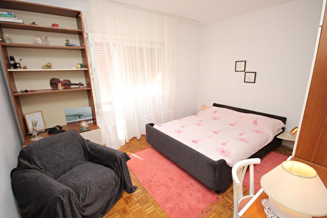 Apartments By The Sea Novi Vinodolski - 5558 Zewnętrze zdjęcie