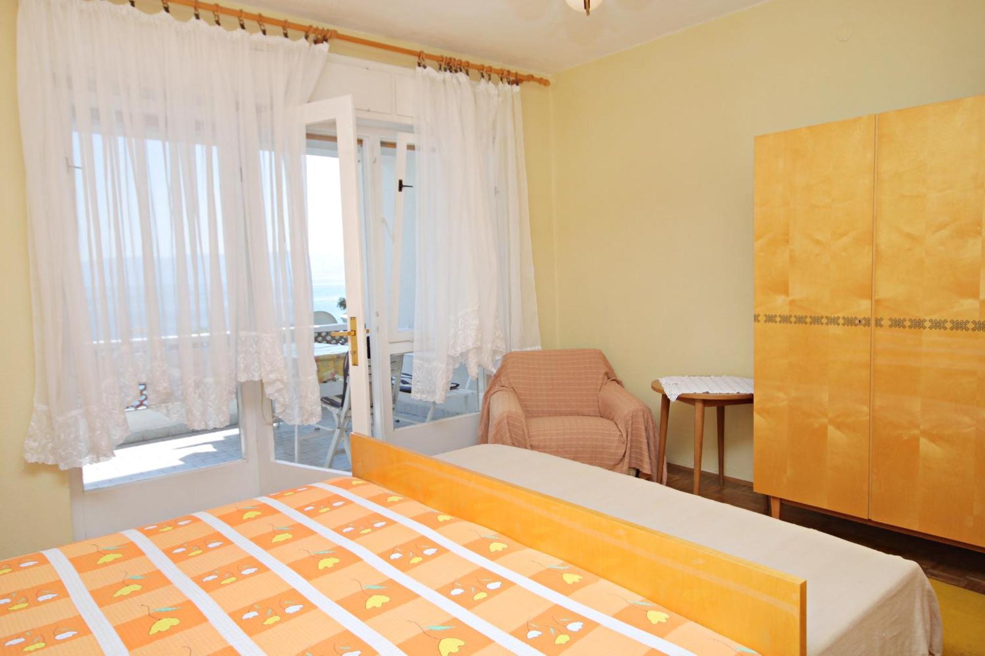 Apartments By The Sea Novi Vinodolski - 5558 Pokój zdjęcie